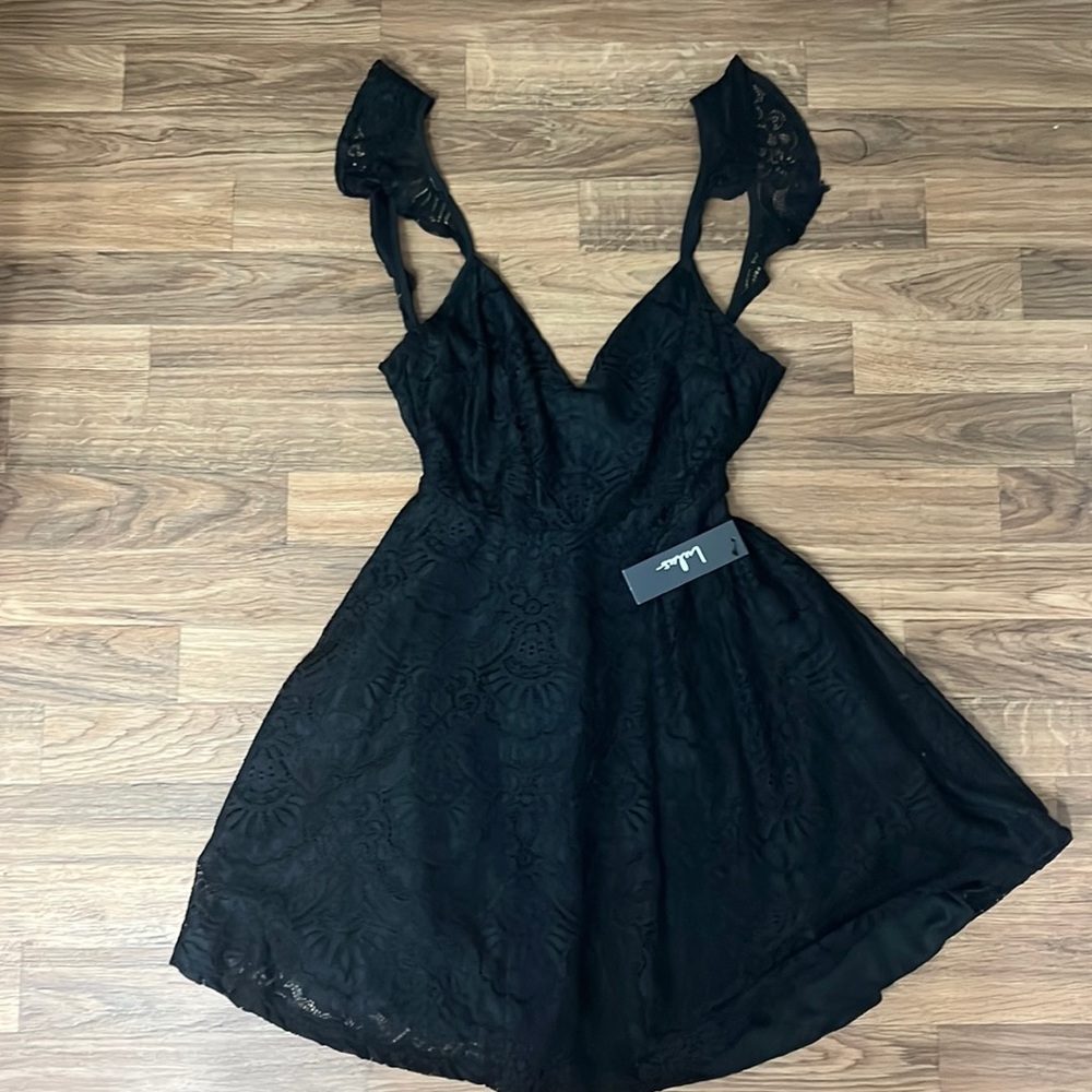 Mini Blanca dress.